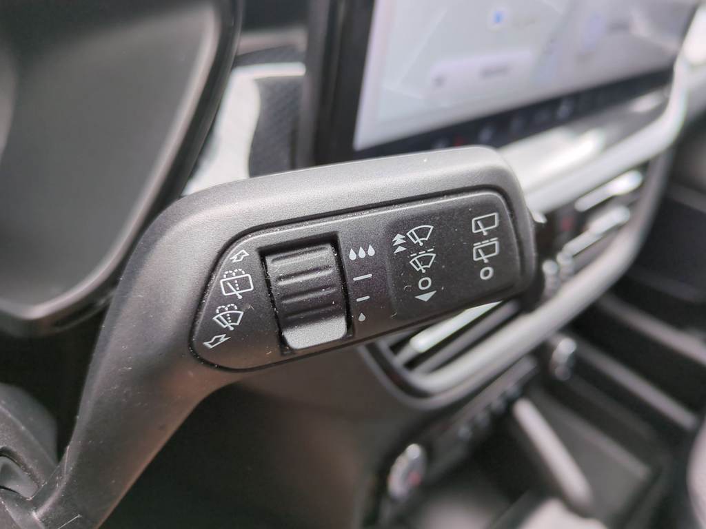 Thumbnail: 2024 Ford Escape - 32