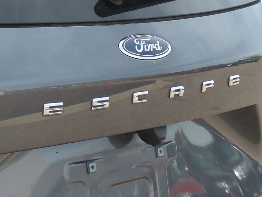 Thumbnail: 2023 Ford Escape - 24