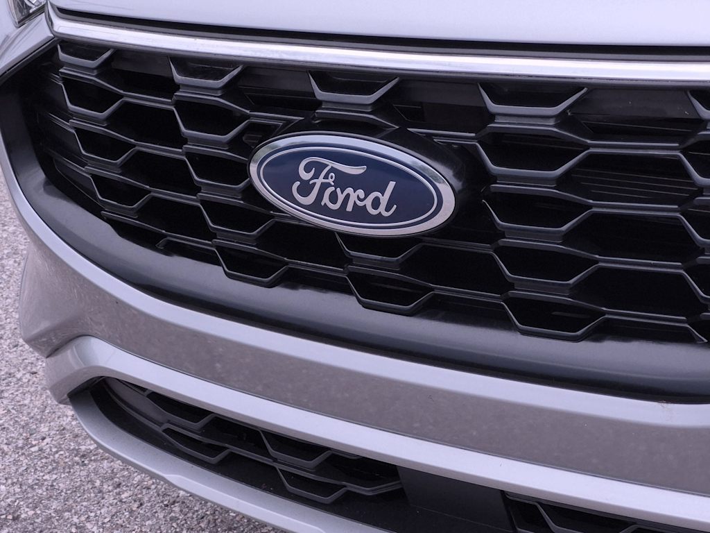 Thumbnail: 2024 Ford Escape - 7