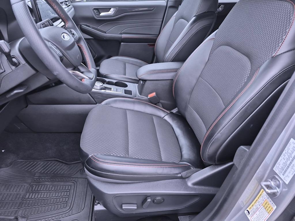 Thumbnail: 2024 Ford Escape - 10