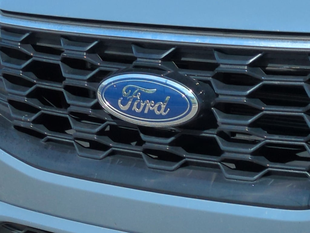 Thumbnail: 2024 Ford Escape - 7