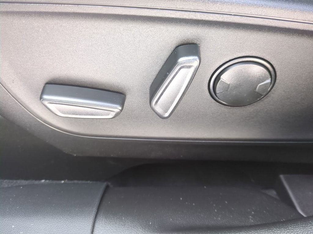 Thumbnail: 2026 Ford Escape - 24