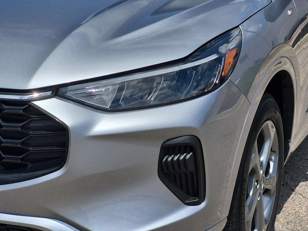 Thumbnail: 2024 Ford Escape - 23
