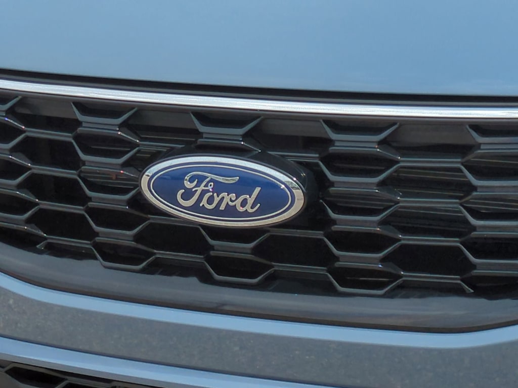 Thumbnail: 2024 Ford Escape - 7