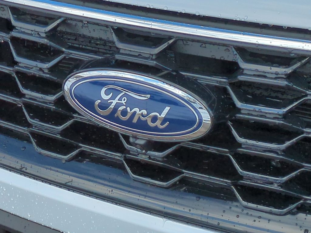 2025 Ford Escape ST-Line Select 7