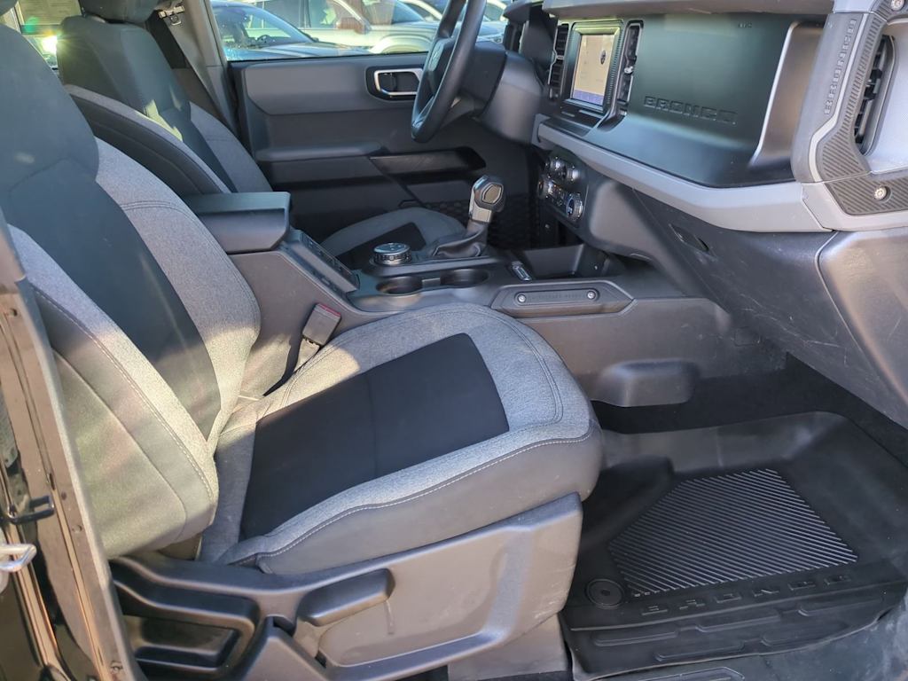 Thumbnail: 2021 Ford Bronco - 11