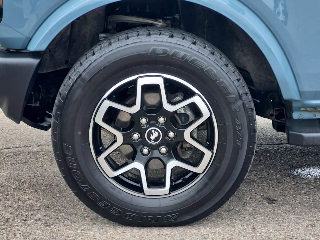 Thumbnail: 2023 Ford Bronco - 8