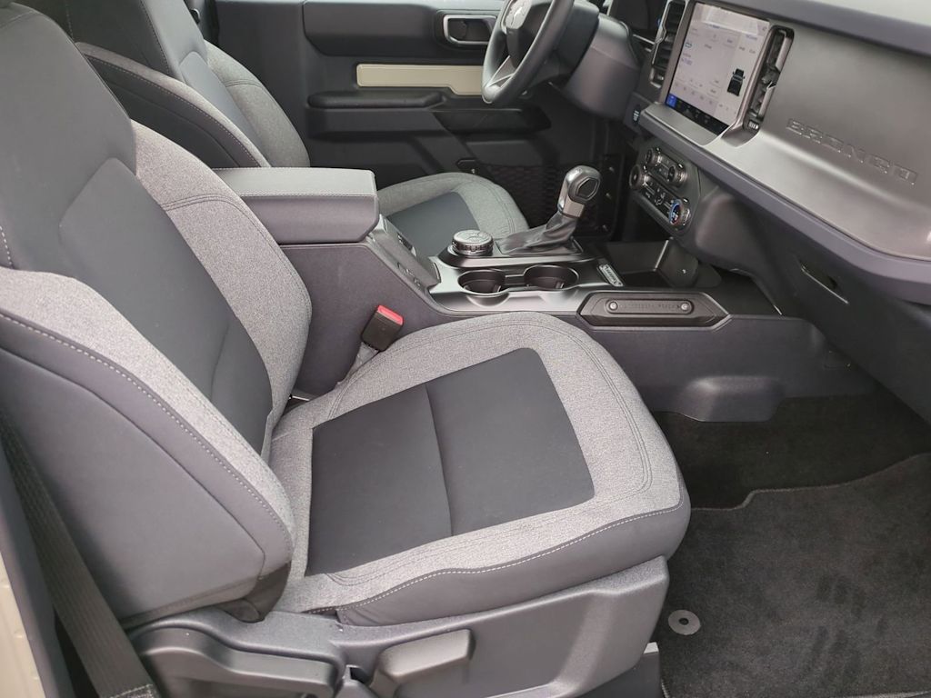 Thumbnail: 2025 Ford Bronco - 27