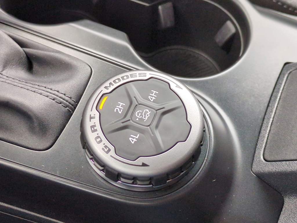 Thumbnail: 2025 Ford Bronco - 32