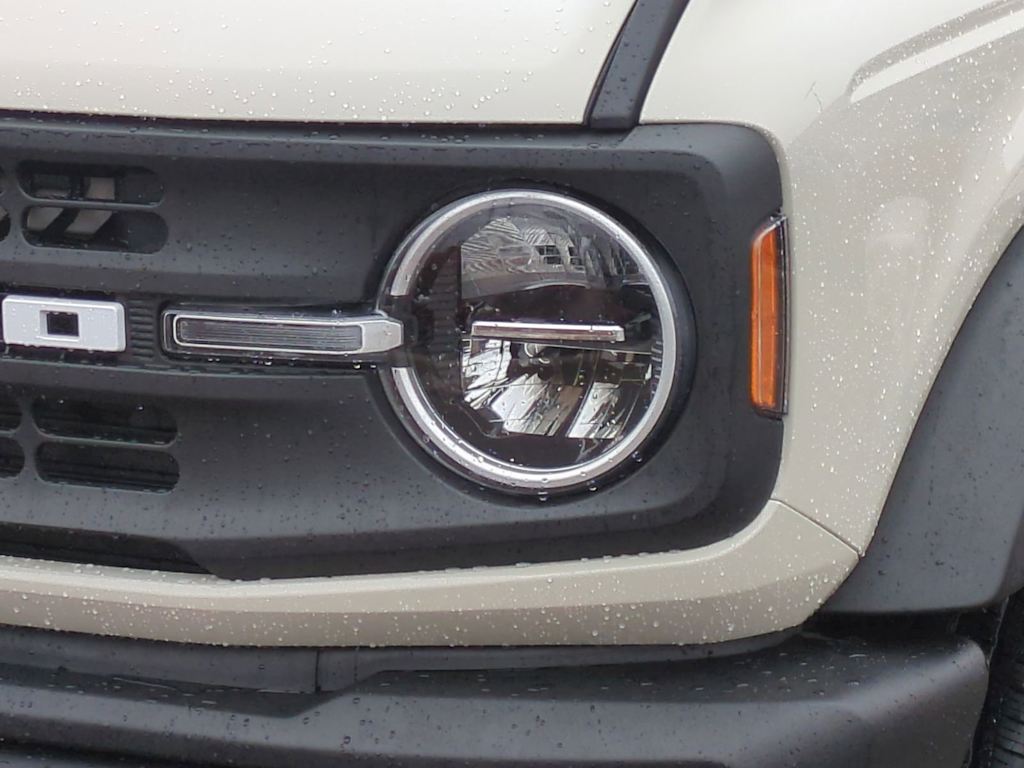 Thumbnail: 2025 Ford Bronco - 23