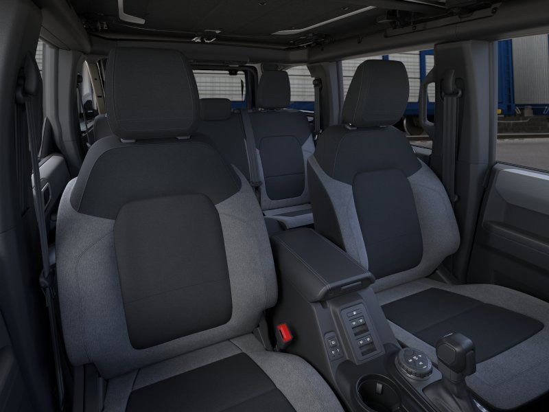 Thumbnail: 2025 Ford Bronco - 7