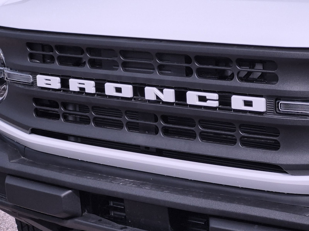 Thumbnail: 2026 Ford Bronco - 6