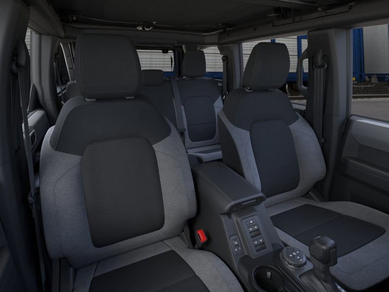 Thumbnail: 2025 Ford Bronco - 7