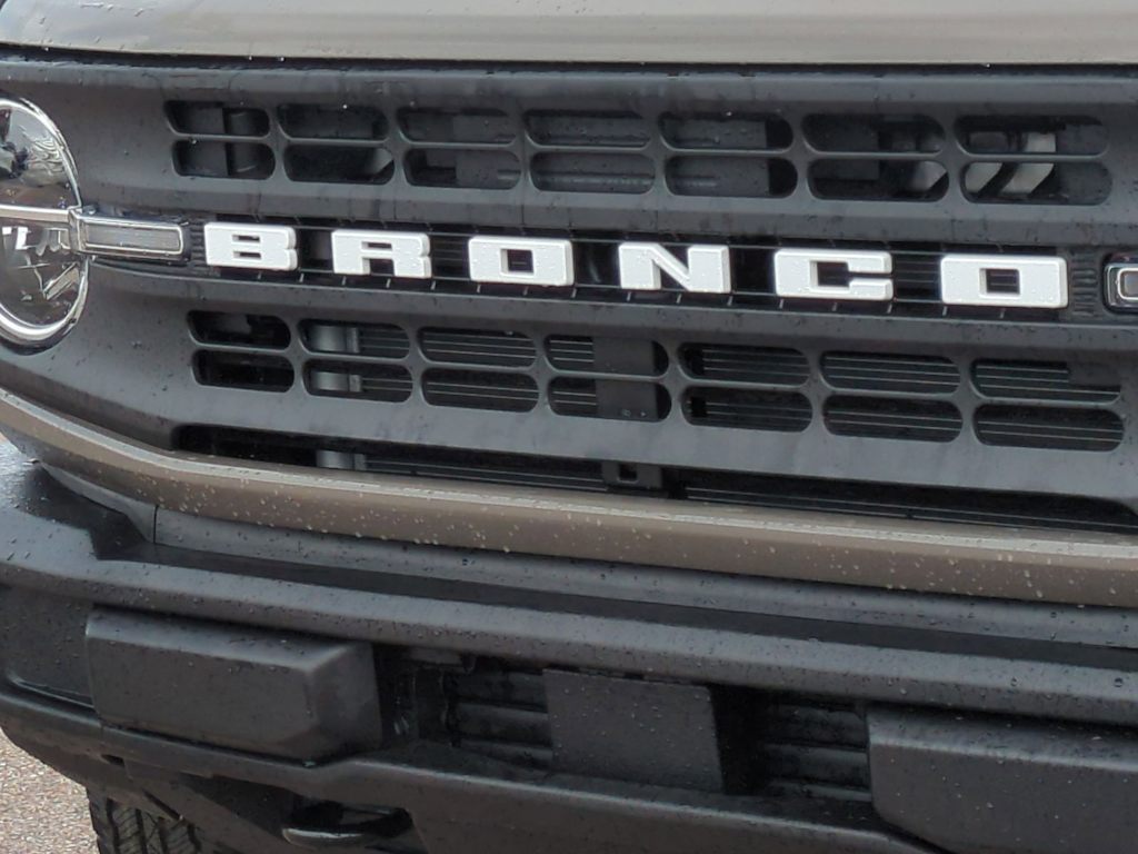 Thumbnail: 2026 Ford Bronco - 7