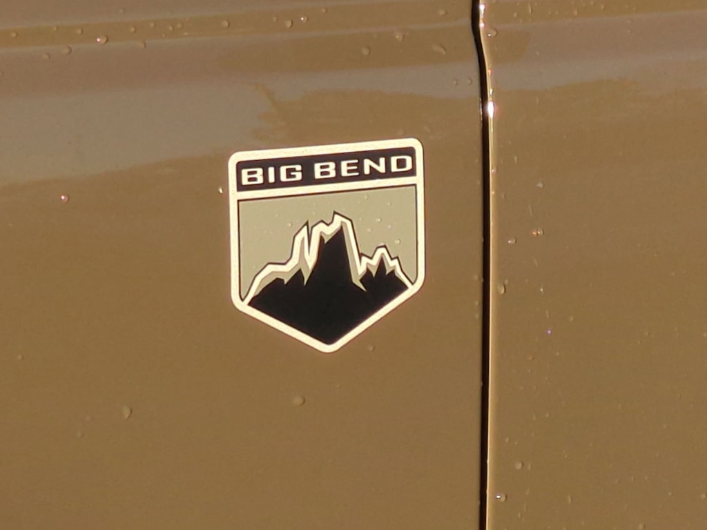 Thumbnail: 2025 Ford Bronco - 25