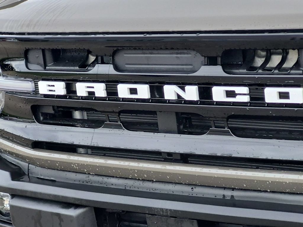 Thumbnail: 2026 Ford Bronco - 6