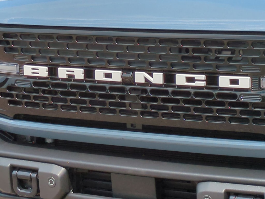 Thumbnail: 2025 Ford Bronco - 6