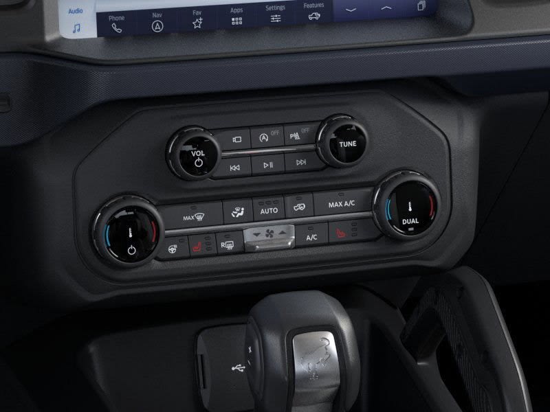 Thumbnail: 2025 Ford Bronco - 20