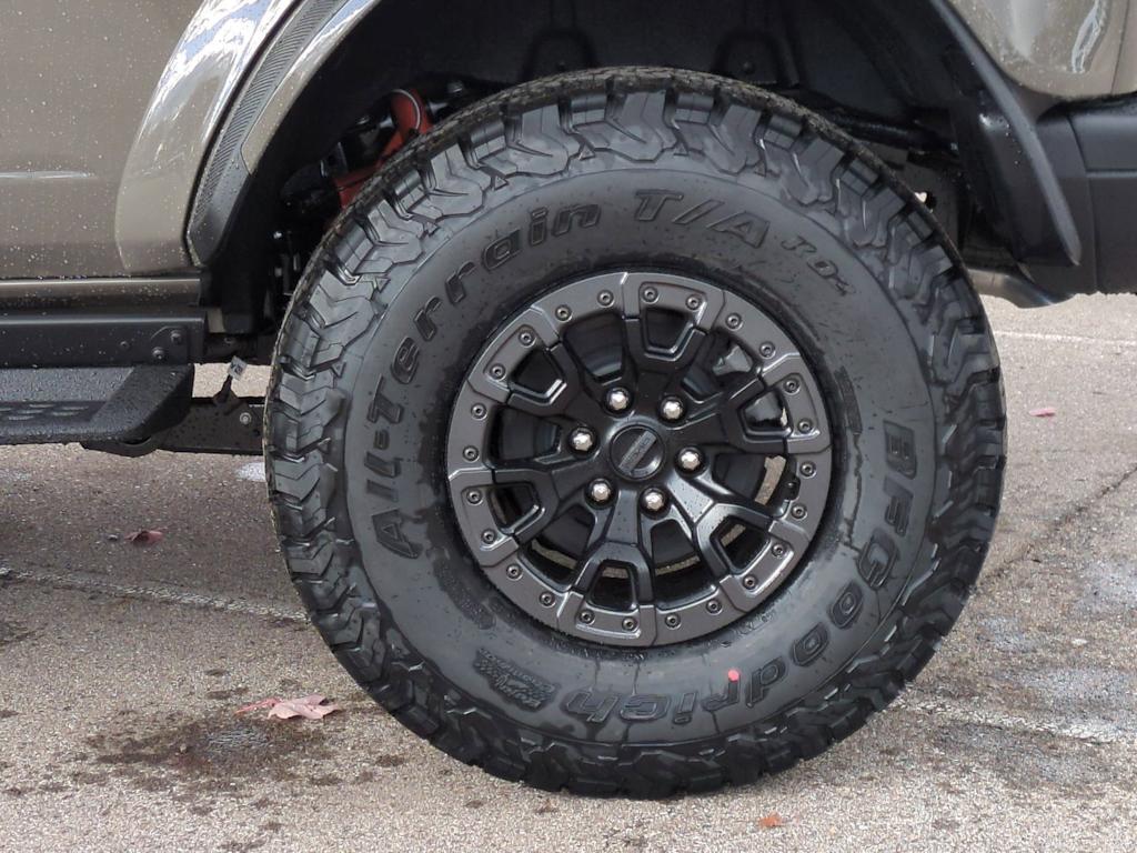 Thumbnail: 2025 Ford Bronco - 8