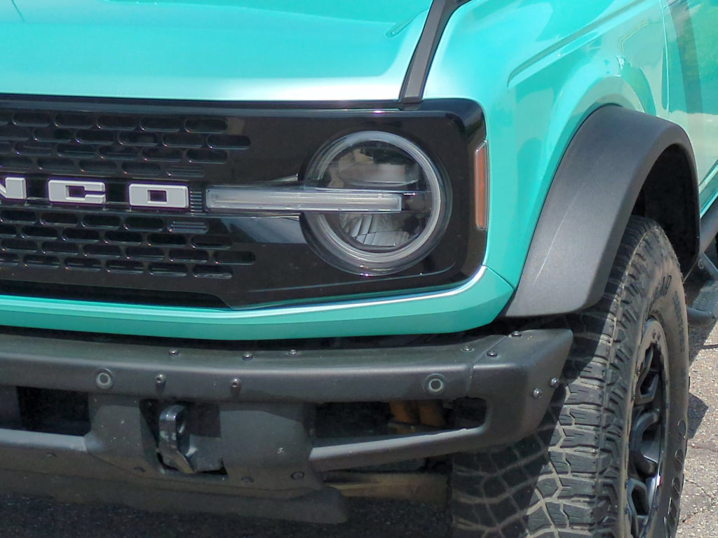 Thumbnail: 2022 Ford Bronco - 22