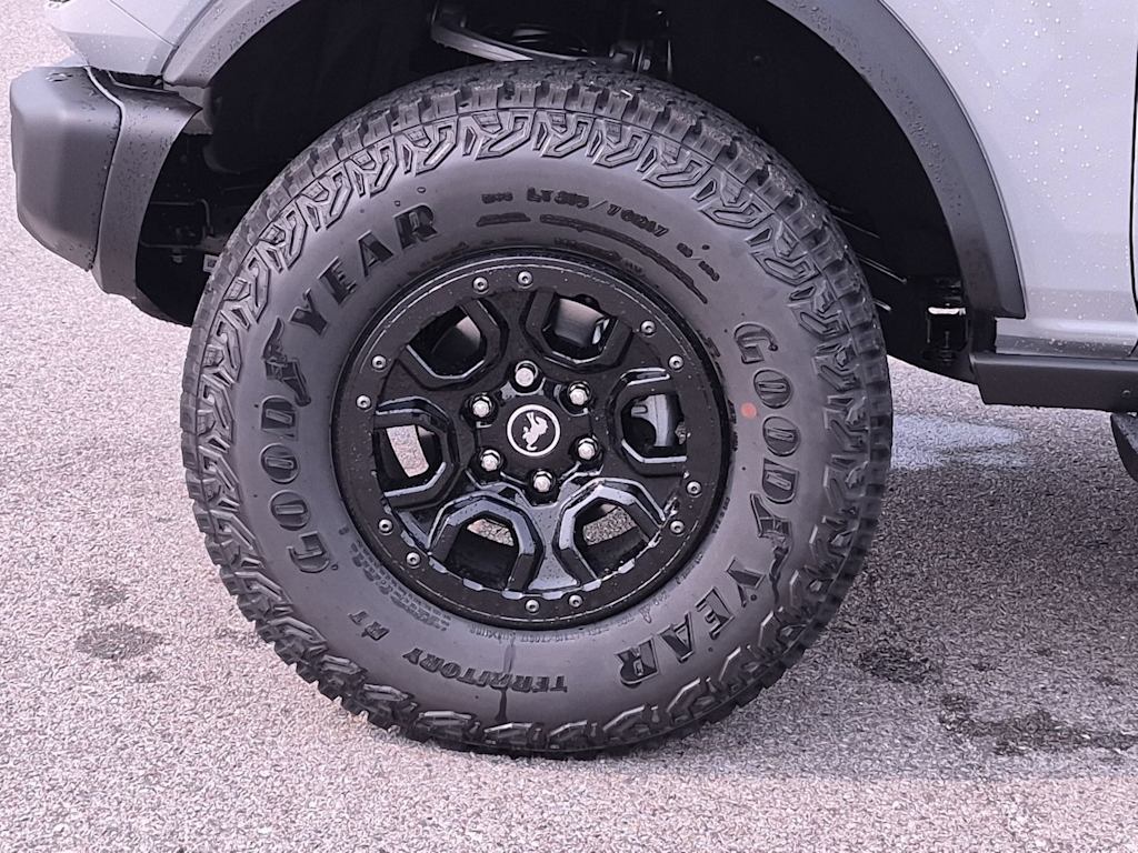 Thumbnail: 2026 Ford Bronco - 4