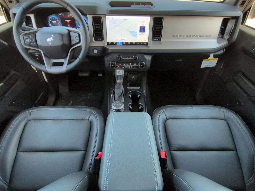 Thumbnail: 2026 Ford Bronco - 8