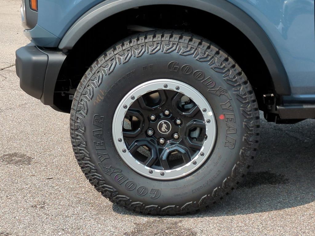 Thumbnail: 2025 Ford Bronco - 8