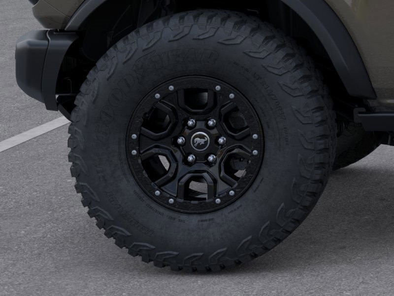 Thumbnail: 2025 Ford Bronco - 7