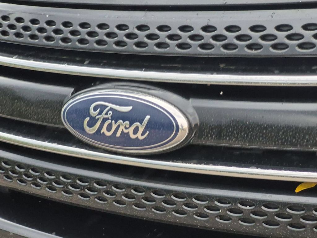 Thumbnail: 2011 Ford Explorer - 6