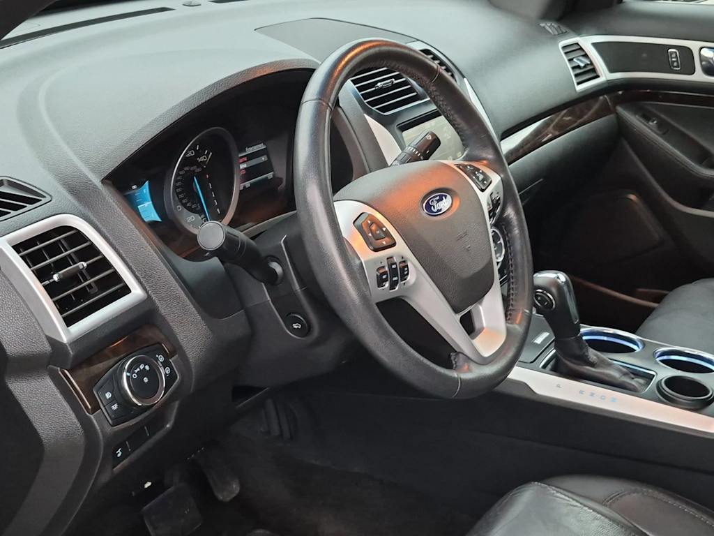 Thumbnail: 2011 Ford Explorer - 2