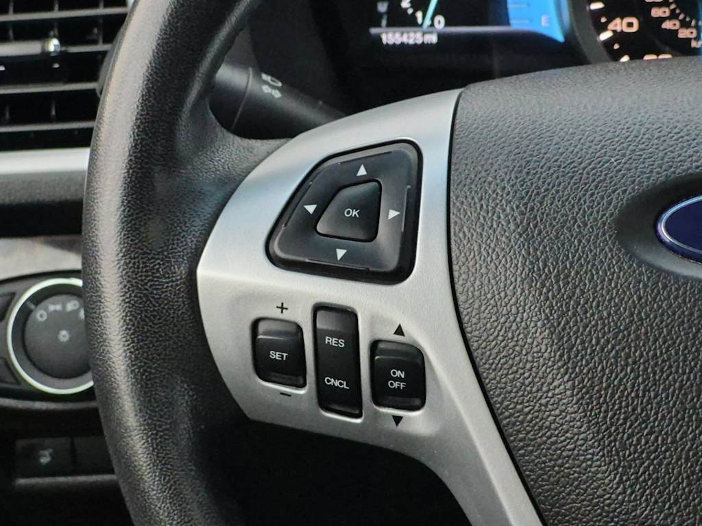 Thumbnail: 2011 Ford Explorer - 30