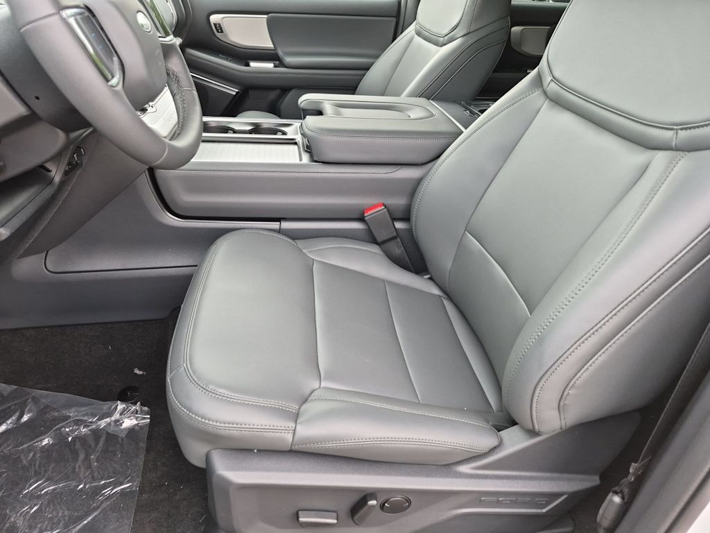 Thumbnail: 2026 Ford Expedition MAX - 10