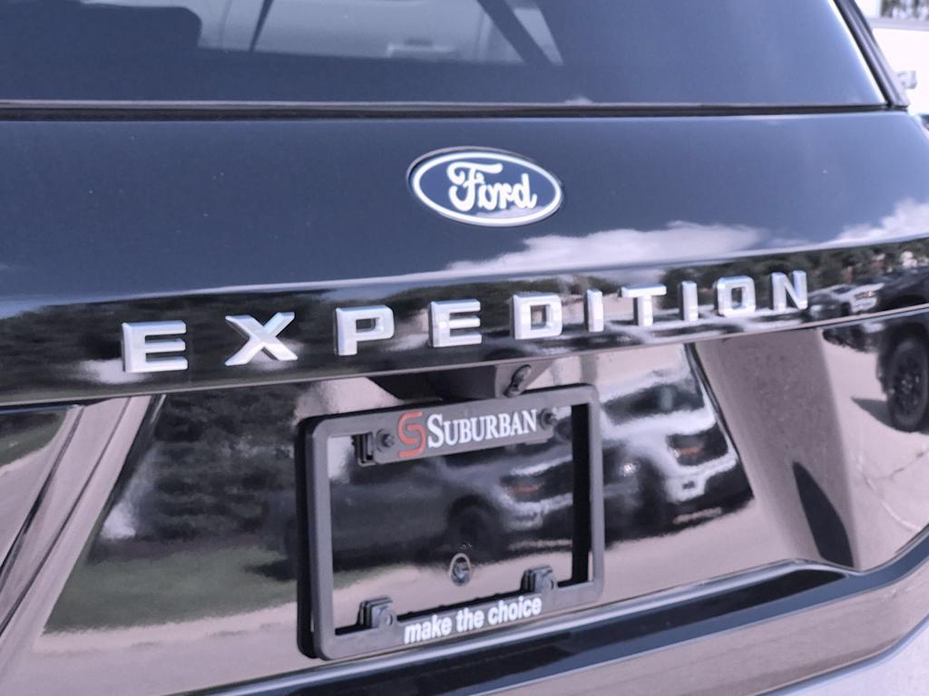 Thumbnail: 2027 Ford Expedition MAX - 9