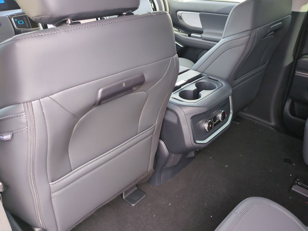 Thumbnail: 2026 Ford Expedition MAX - 24