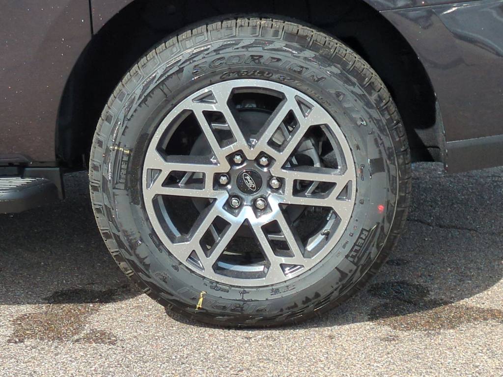 Thumbnail: 2026 Ford Expedition MAX - 8