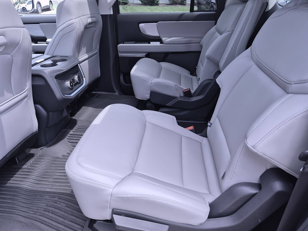 Thumbnail: 2026 Ford Expedition MAX - 11