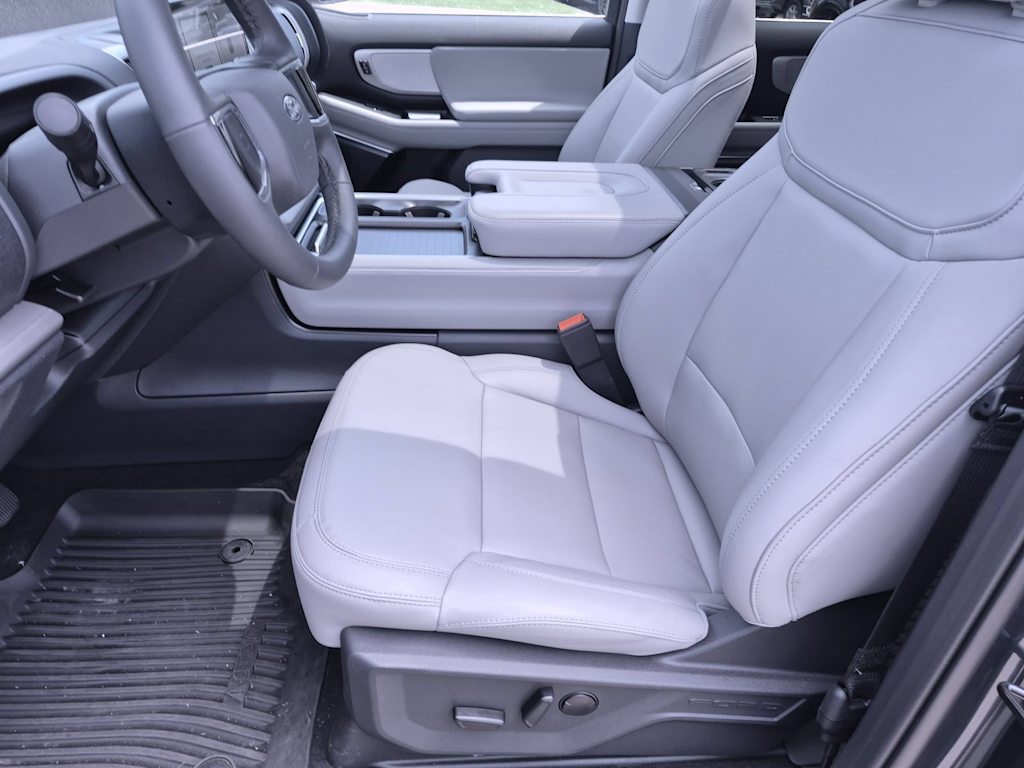 Thumbnail: 2026 Ford Expedition MAX - 9