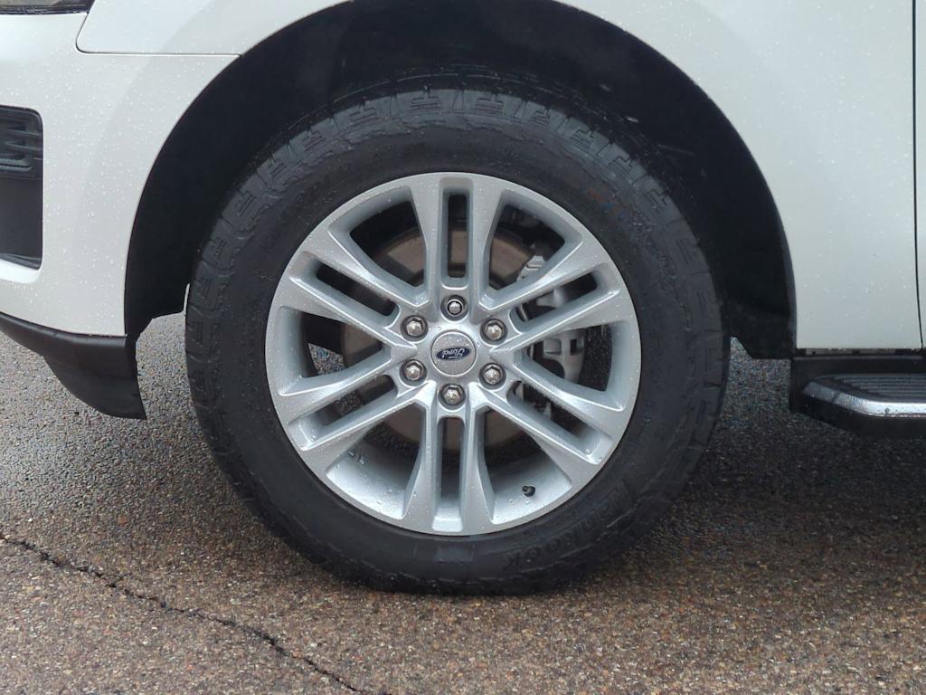 Thumbnail: 2022 Ford Expedition MAX - 8
