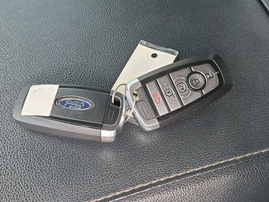 Thumbnail: 2022 Ford Expedition - 17