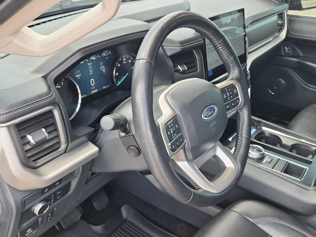 Thumbnail: 2022 Ford Expedition - 2
