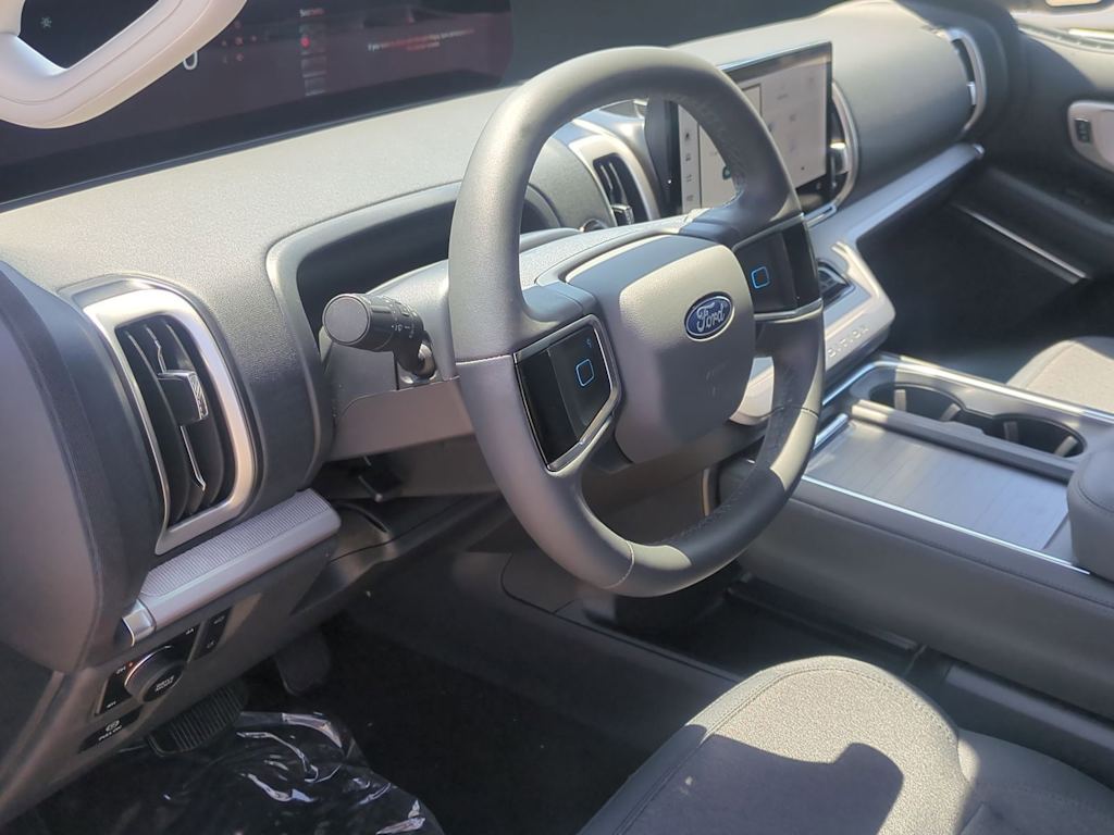 Thumbnail: 2026 Ford Expedition - 2