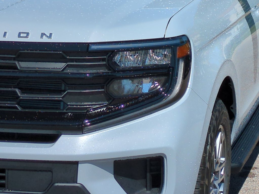 Thumbnail: 2026 Ford Expedition - 21