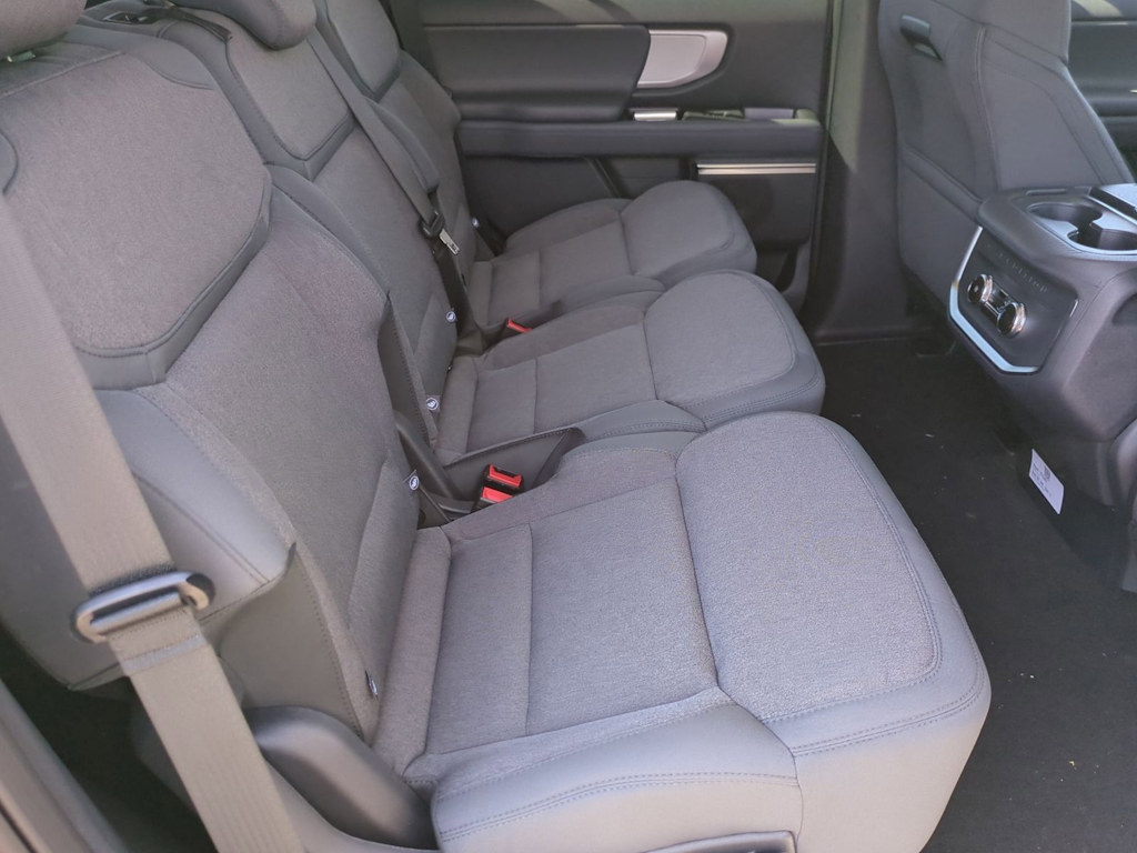 Thumbnail: 2026 Ford Expedition - 25