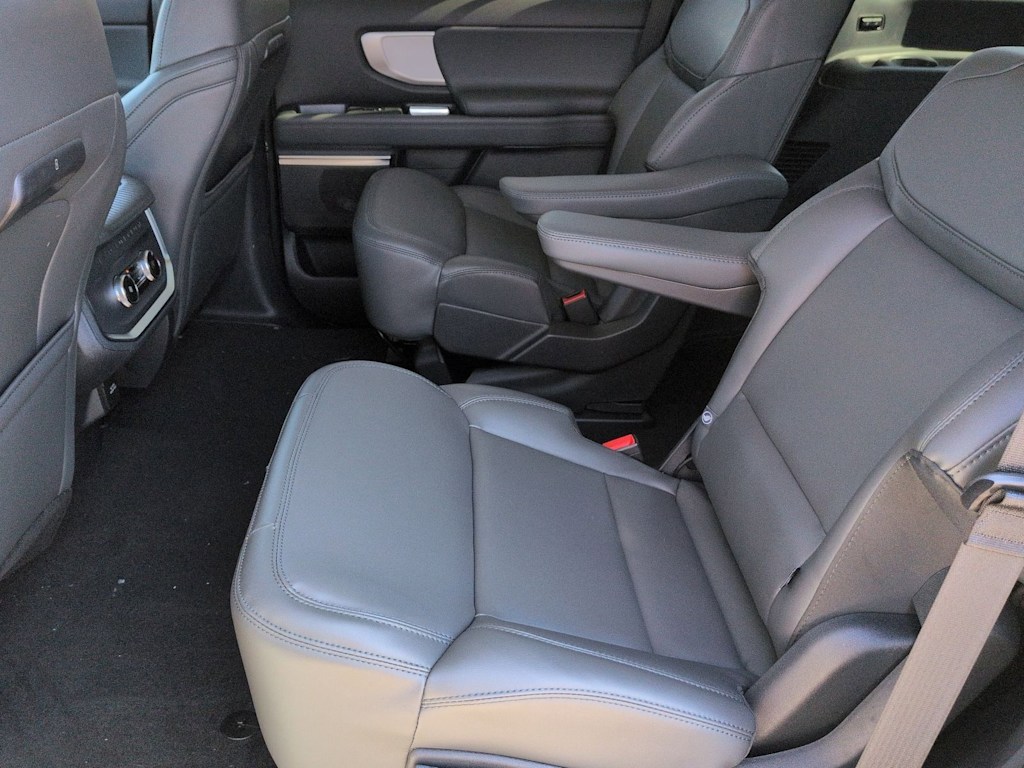 Thumbnail: 2026 Ford Expedition - 26