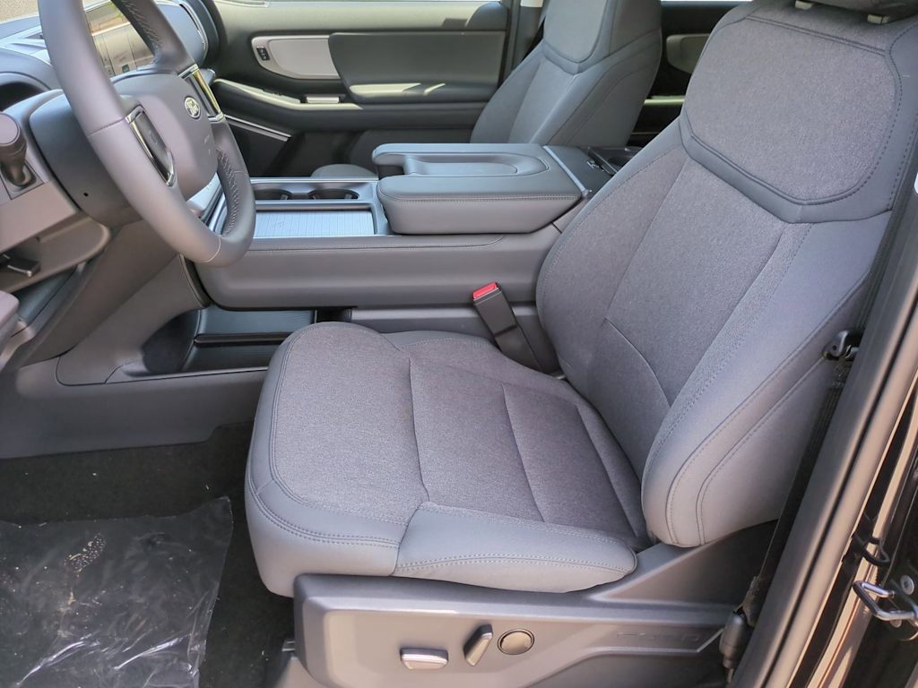 Thumbnail: 2026 Ford Expedition - 10