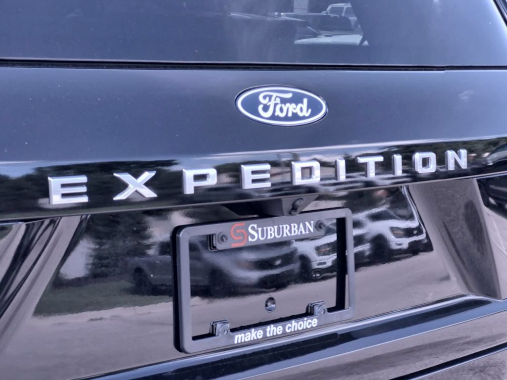 Thumbnail: 2027 Ford Expedition - 22
