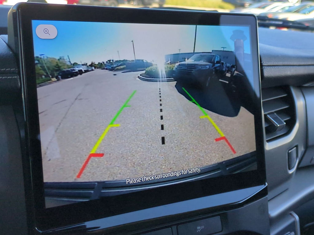 Thumbnail: 2022 Ford Expedition - 31