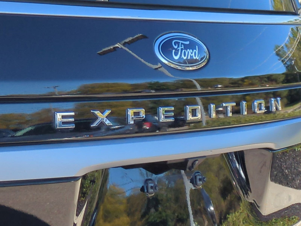 Thumbnail: 2022 Ford Expedition - 23