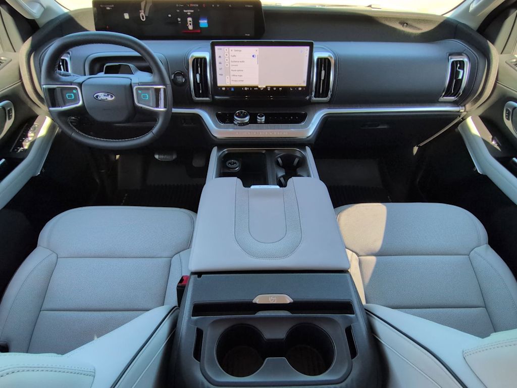 Thumbnail: 2026 Ford Expedition - 10