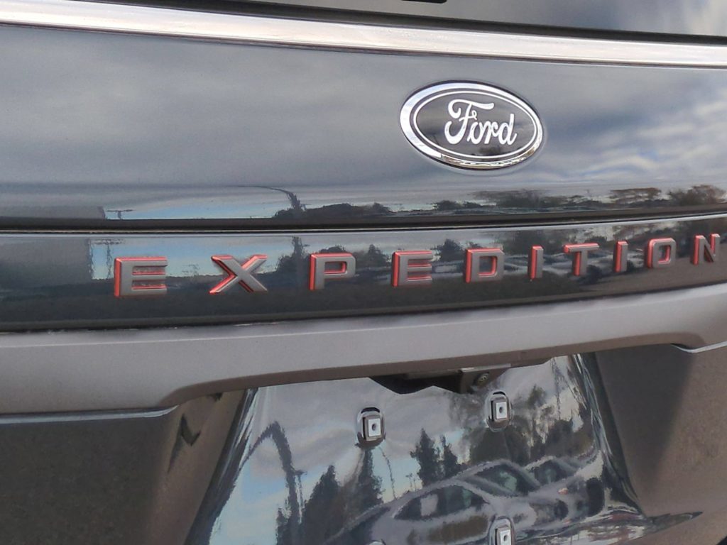 Thumbnail: 2023 Ford Expedition - 24